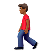 Emoji 🚶🏾‍♂️ Uomo Che Cammina: Carnagione Abbastanza Scura su Apple iOS 10.0.
