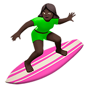 🏄🏿‍♀️ Emoji Mujer Haciendo Surf: Tono De Piel Oscuro en Apple iOS 10.0.