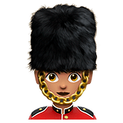 Emoji 💂🏽‍♀️ Guardia Donna: Carnagione Olivastra su Apple iOS 10.2.