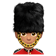 Emoji 💂🏽‍♂️ Guardia Uomo: Carnagione Olivastra su Apple iOS 10.2.
