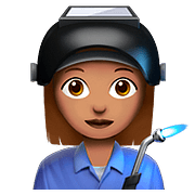 Emoji 👩🏽‍🏭 Operaia: Carnagione Olivastra su Apple iOS 10.3.