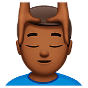 💆🏾‍♂️ Emoji Mann, der eine Kopfmassage bekommt: mitteldunkle Hautfarbe Apple iOS 10.3.