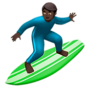 🏄🏿‍♂️ Emoji Homem Surfista: Pele Escura na Apple iOS 10.3.