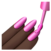 💅🏿 Emoji Nagellack: dunkle Hautfarbe Apple iOS 11.2.