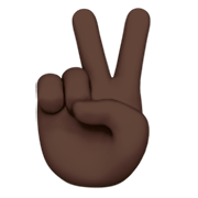 ✌🏿 Emoji Mano Con Señal De Victoria: Tono De Piel Oscuro en Apple iOS 11.2.