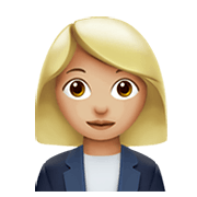 👩🏼‍💼 Emoji Oficinista Mujer: Tono De Piel Claro Medio en Apple iOS 12.1.