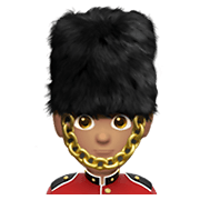 Emoji 💂🏽‍♂️ Guardia Uomo: Carnagione Olivastra su Apple iOS 12.1.