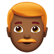 👨🏾‍🦰 Emoji Hombre: Tono De Piel Oscuro Medio Y Pelo Pelirrojo en Apple iOS 12.1.