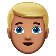 👱🏽‍♂️ Emoji Mann: mittlere Hautfarbe, blond Apple iOS 13.2.