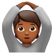 🙆🏾 Emoji Pessoa Fazendo Gesto De «OK»: Pele Morena Escura na Apple iOS 13.2.