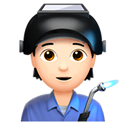 Emoji 🧑🏻‍🏭 Persona Che Lavora In Fabbrica: Carnagione Chiara su Apple iOS 13.2.