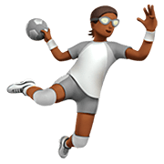 Émoji 🤾🏾 Personne Jouant Au Handball : Peau Mate sur Apple iOS 13.2.