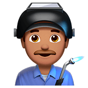 Emoji 👨🏽‍🏭 Operaio: Carnagione Olivastra su Apple iOS 13.2.