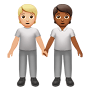 🧑🏼‍🤝‍🧑🏾 Emoji sich an den Händen haltende Personen: mittelhelle Hautfarbe, mitteldunkle Hautfarbe Apple iOS 13.2.