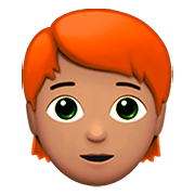 🧑🏽‍🦰 Emoji Erwachsener: mittlere Hautfarbe, rotes Haar Apple iOS 13.2.