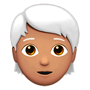 🧑🏽‍🦳 Emoji Erwachsener: mittlere Hautfarbe, weißes Haar Apple iOS 13.2.