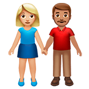👩🏼‍🤝‍👨🏽 Emoji Mann und Frau halten Hände: mittelhelle Hautfarbe, mittlere Hautfarbe Apple iOS 13.2.