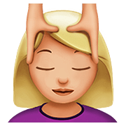 💆🏼‍♀️ Emoji Mujer Recibiendo Masaje: Tono De Piel Claro Medio en Apple iOS 13.2.