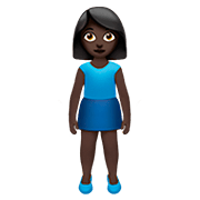🧍🏿‍♀️ Emoji stehende Frau: dunkle Hautfarbe Apple iOS 13.2.