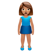🧍🏽‍♀️ Emoji Mujer De Pie: Tono De Piel Medio en Apple iOS 13.2.