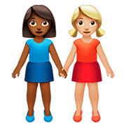 Emoji 👩🏾‍🤝‍👩🏼 Due Donne Che Si Tengono Per Mano: Carnagione Abbastanza Scura E Carnagione Abbastanza Chiara su Apple iOS 13.2.