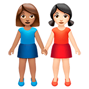 Émoji 👩🏽‍🤝‍👩🏻 Deux Femmes Se Tenant La Main : Peau Légèrement Mate Et Peau Claire sur Apple iOS 13.2.