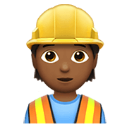👷🏾 Emoji Trabalhador De Construção Civil: Pele Morena Escura na Apple iOS 13.3.