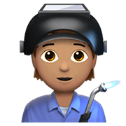 🧑🏽‍🏭 Emoji Operario: Tono De Piel Medio en Apple iOS 13.3.
