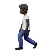 🚶🏿 Emoji Persona Caminando: Tono De Piel Oscuro en Apple iOS 13.3.