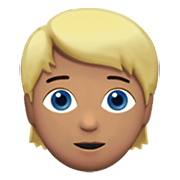 👱🏽 Emoji Person: mittlere Hautfarbe, blondes Haar Apple iOS 13.3.