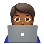 🧑🏾‍💻 Emoji Tecnólogo: Tono De Piel Oscuro Medio en Apple iOS 13.3.