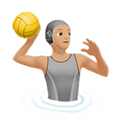 🤽🏼 Emoji Persona Jugando Al Waterpolo: Tono De Piel Claro Medio en Apple iOS 13.3.
