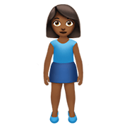 🧍🏾‍♀️ Emoji Mujer De Pie: Tono De Piel Oscuro Medio en Apple iOS 13.3.