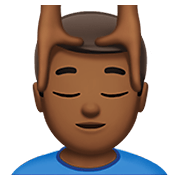 💆🏾‍♂️ Emoji Mann, der eine Kopfmassage bekommt: mitteldunkle Hautfarbe Apple iOS 14.2.