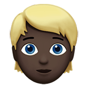 👱🏿 Emoji Person: dunkle Hautfarbe, blondes Haar Apple iOS 14.2.