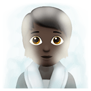 🧖🏿 Emoji Person in Dampfsauna: dunkle Hautfarbe Apple iOS 14.2.
