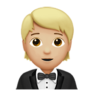 🤵🏼 Emoji Person im Smoking: mittelhelle Hautfarbe Apple iOS 14.2.