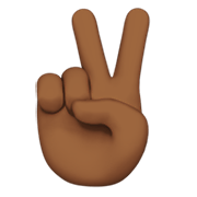 ✌🏾 Emoji Mão Em V De Vitória: Pele Morena Escura na Apple iOS 14.2.