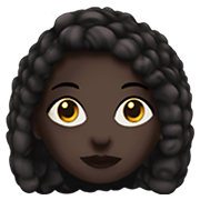 Émoji 👩🏿‍🦱 Femme : Peau Foncée Et Cheveux Bouclés sur Apple iOS 14.2.