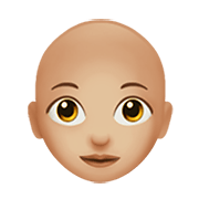 👩🏼‍🦲 Emoji Frau: mittelhelle Hautfarbe, Glatze Apple iOS 14.2.