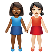 👩🏾‍🤝‍👩🏻 Emoji Duas Mulheres De Mãos Dadas: Pele Morena Escura E Pele Clara na Apple iOS 14.2.