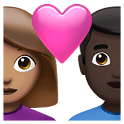 Emoji 👩🏽‍❤️‍👨🏿 Coppia Con Cuore - Donna: Carnagione Olivastra, Uomo: Carnagione Scura su Apple iOS 14.5.