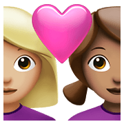 Emoji 👩🏼‍❤️‍👩🏽 Coppia Con Cuore - Donna: Carnagione Abbastanza Chiara, Donna: Carnagione Olivastra su Apple iOS 14.5.