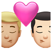 👨🏼‍❤️‍💋‍👨🏻 Emoji sich küssendes Paar - Mann: mittelhelle Hautfarbe, Mann: helle Hautfarbe Apple iOS 14.5.