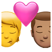 Emoji 🧑‍❤️‍💋‍👨🏽 Bacio Tra Coppia: persona, uomo, Nessun tono della pelle, Carnagione Olivastra su Apple iOS 14.5.