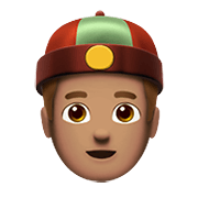 👲🏽 Emoji Mann mit chinesischem Hut: mittlere Hautfarbe Apple iOS 14.5.