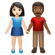 👩🏻‍🤝‍👨🏾 Emoji Mann und Frau halten Hände: helle Hautfarbe, mitteldunkle Hautfarbe Apple iOS 14.5.