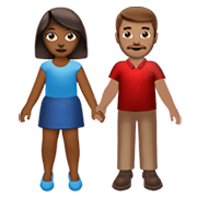 👩🏾‍🤝‍👨🏽 Emoji Mann und Frau halten Hände: mitteldunkle Hautfarbe, mittlere Hautfarbe Apple iOS 14.5.