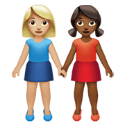 👩🏼‍🤝‍👩🏾 Emoji händchenhaltende Frauen: mittelhelle Hautfarbe, mitteldunkle Hautfarbe Apple iOS 14.5.