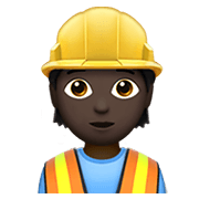 👷🏿 Emoji Trabalhador De Construção Civil: Pele Escura na Apple iOS 15.4.